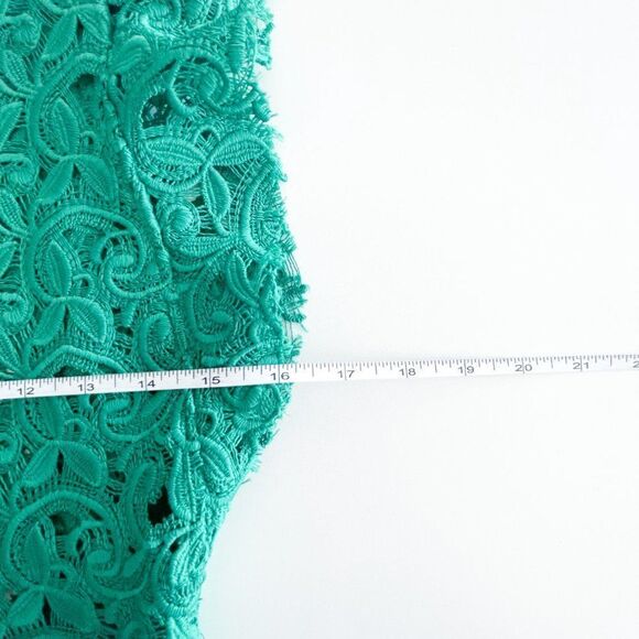 ZARA Guipure Lace Tube Midi Dress Flutter Cap Sleeves // size medium - Picture 7 of 11